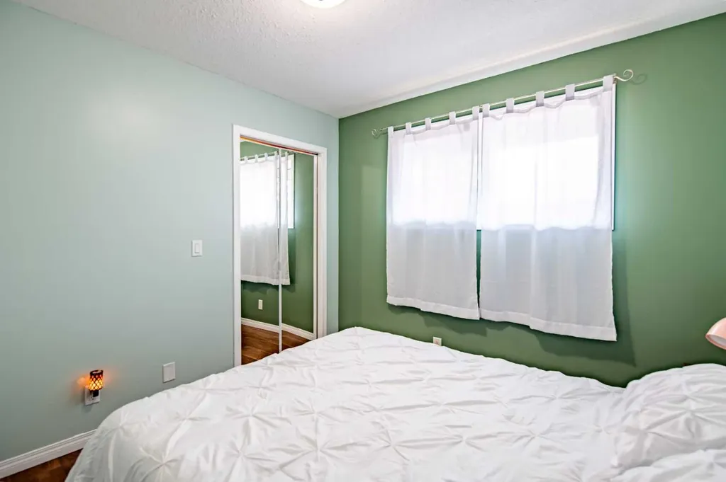 25054 South Pine Lake Road Rural Red Deer County AB T0M 1R0