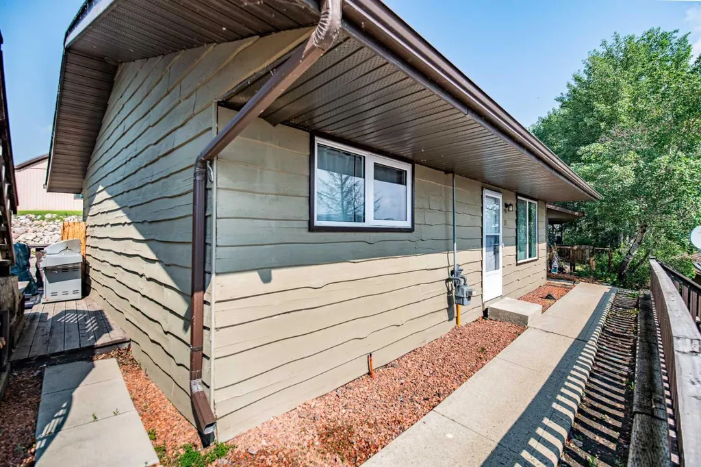 25054 South Pine Lake Road Rural Red Deer County AB T0M 1R0