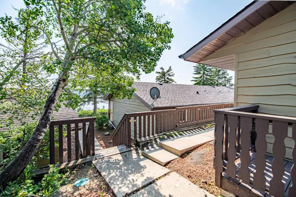 25054 South Pine Lake Road Rural Red Deer County AB T0M 1R0