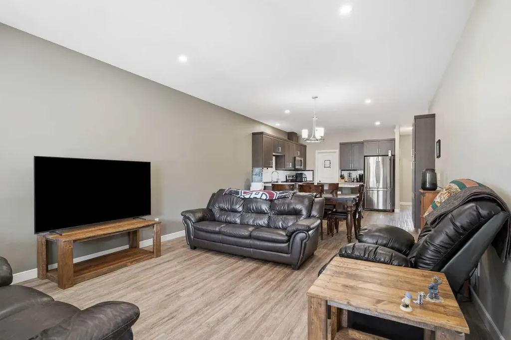 6307 58 A Street Rocky Mountain House AB T4T 0C2