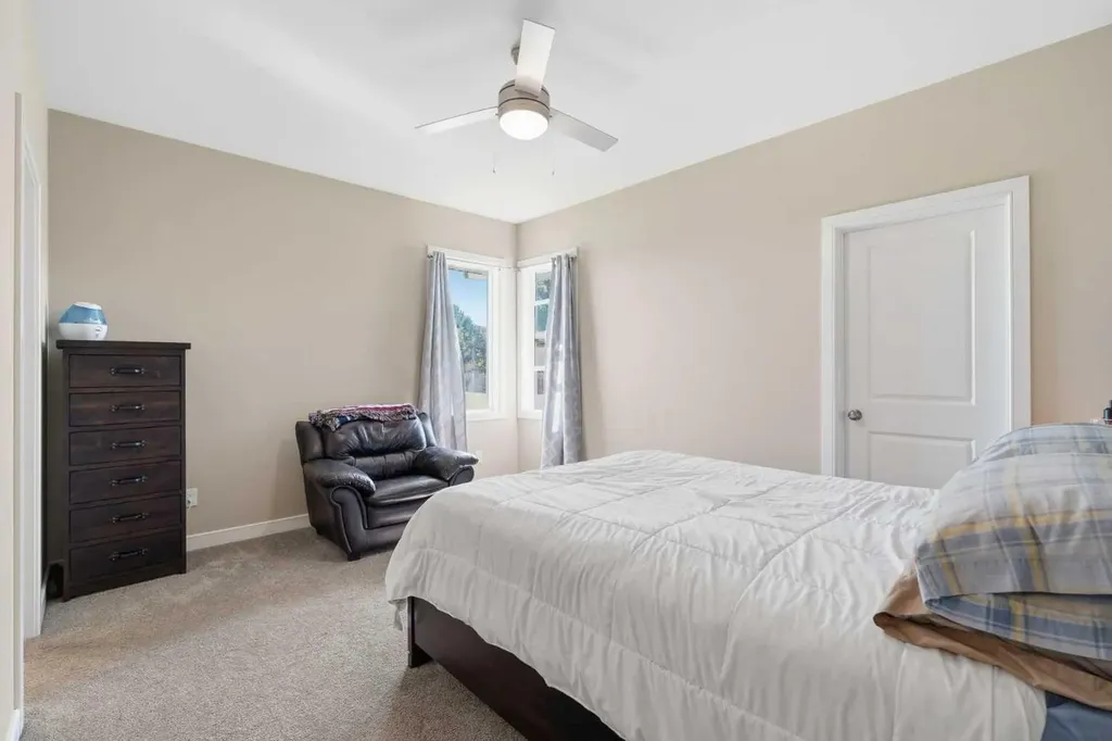 6307 58 A Street Rocky Mountain House AB T4T 0C2