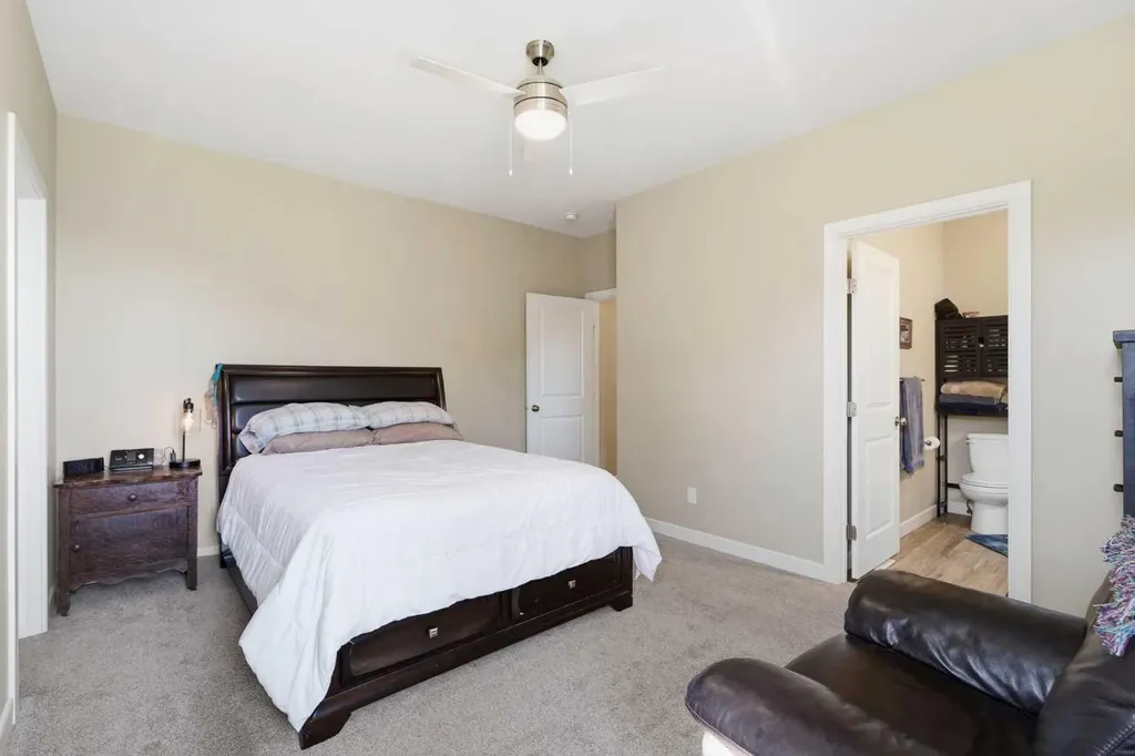 6307 58 A Street Rocky Mountain House AB T4T 0C2