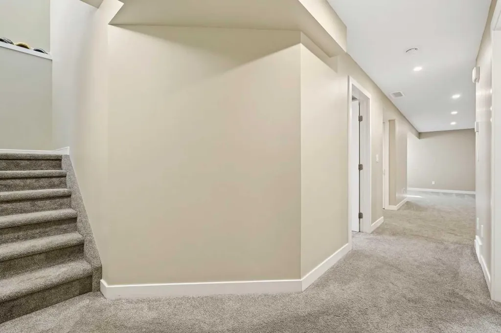 6307 58 A Street Rocky Mountain House AB T4T 0C2