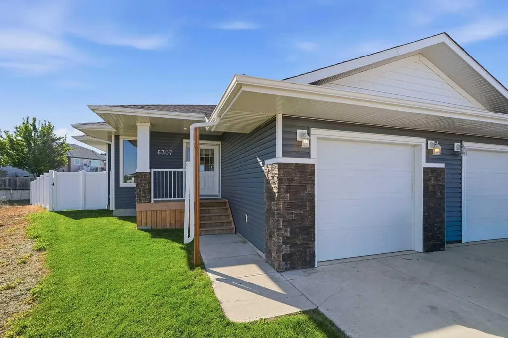 6307 58 A Street Rocky Mountain House AB T4T 0C2