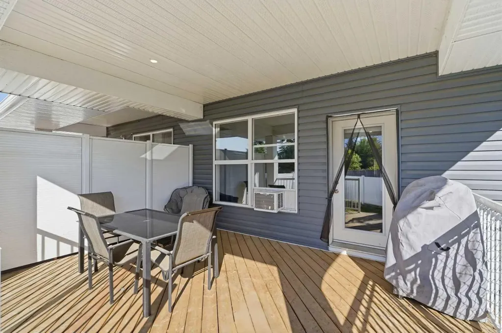 6307 58 A Street Rocky Mountain House AB T4T 0C2