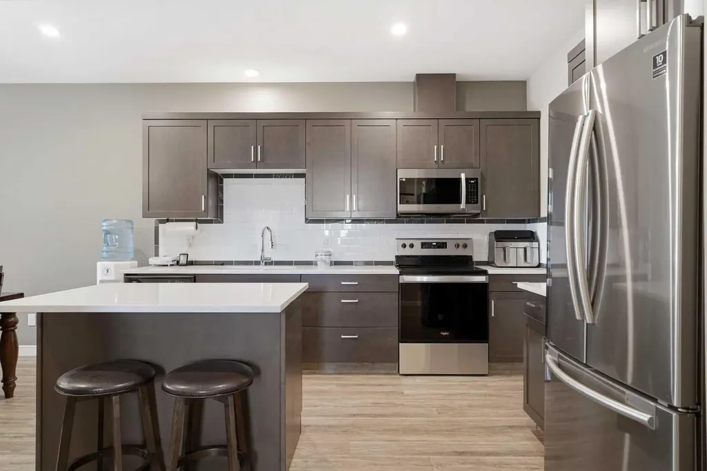 6307 58 A Street Rocky Mountain House AB T4T 0C2