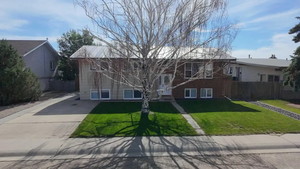 508 3 Street N Vauxhall AB T0K 2K0