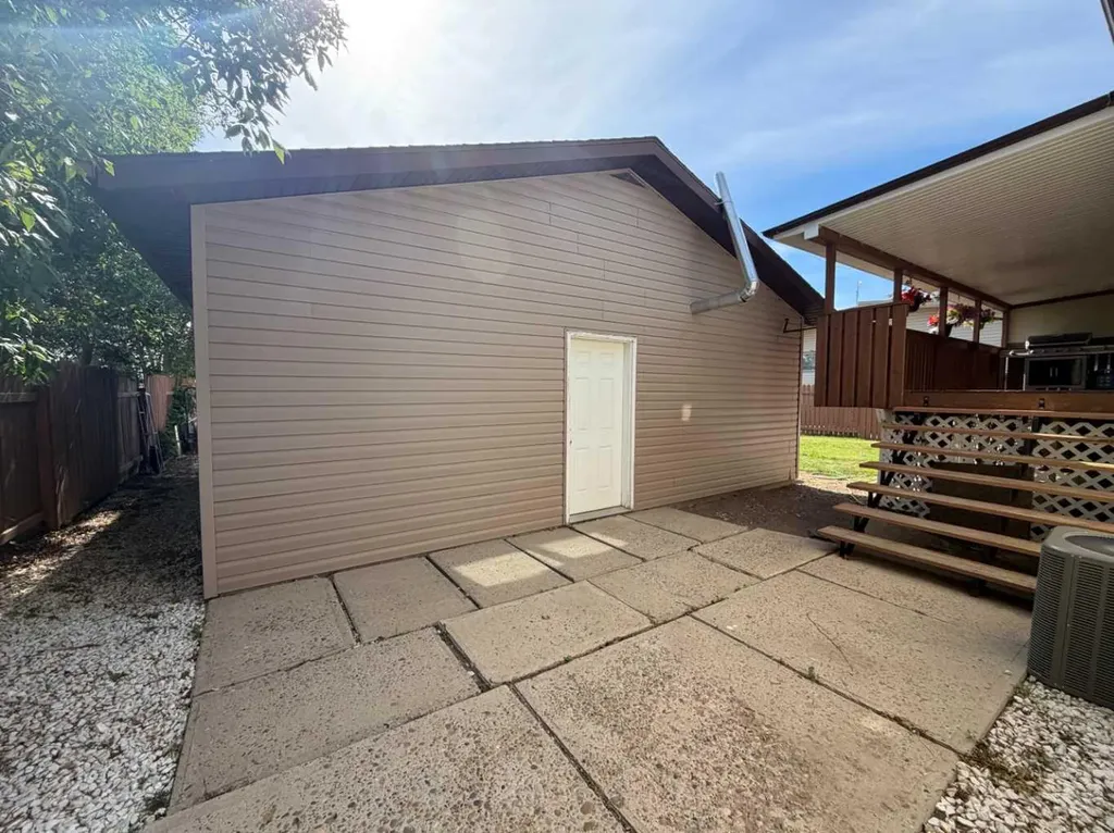 508 3 Street N Vauxhall AB T0K 2K0