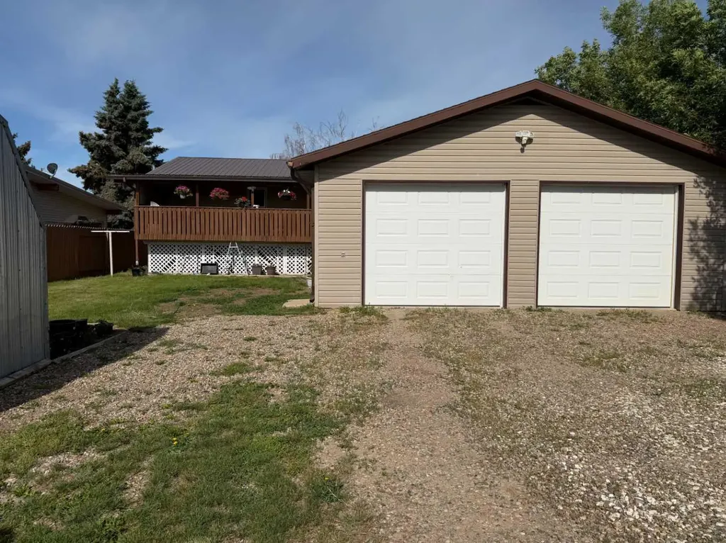 508 3 Street N Vauxhall AB T0K 2K0