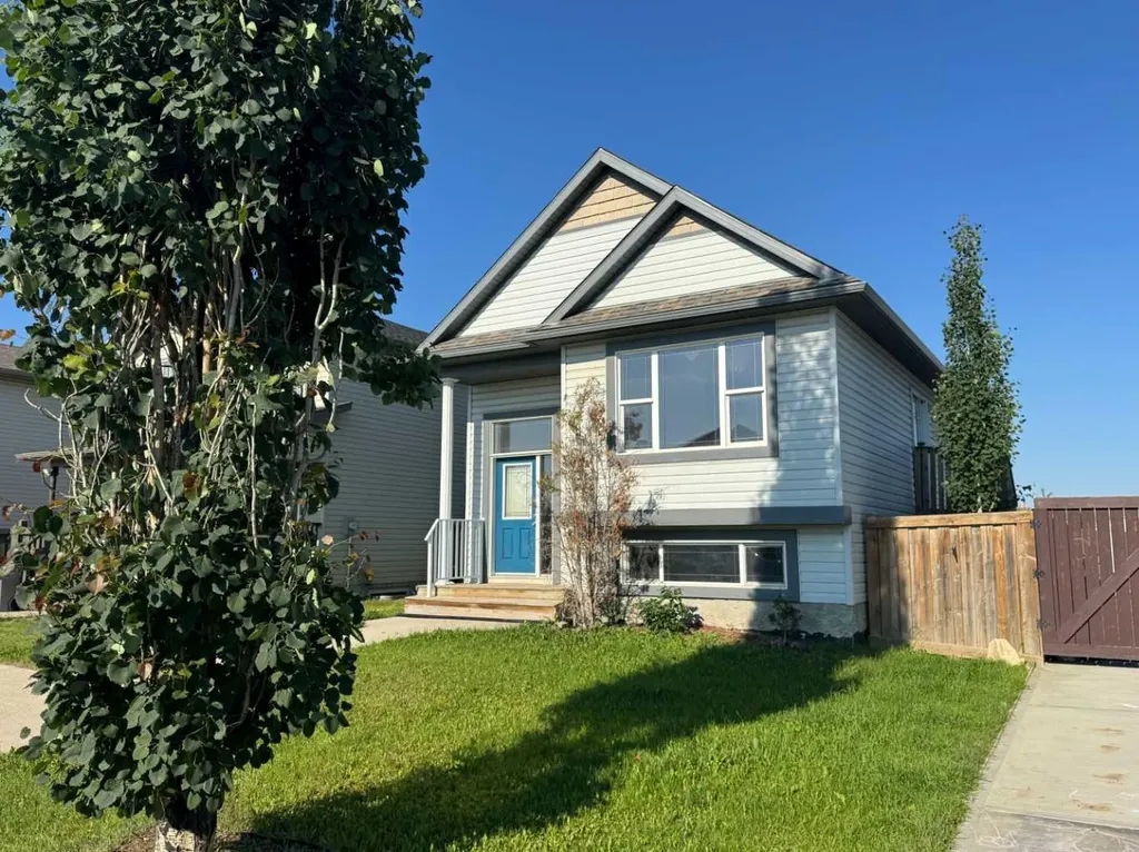 7914 115a Street Grande Prairie AB T8W 0A1