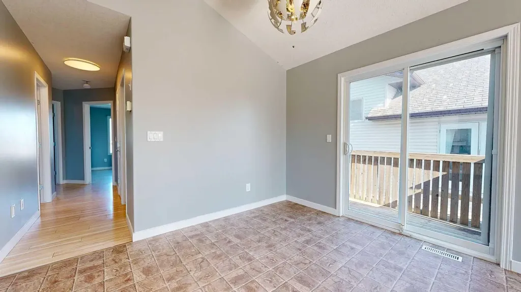 7914 115a Street Grande Prairie AB T8W 0A1