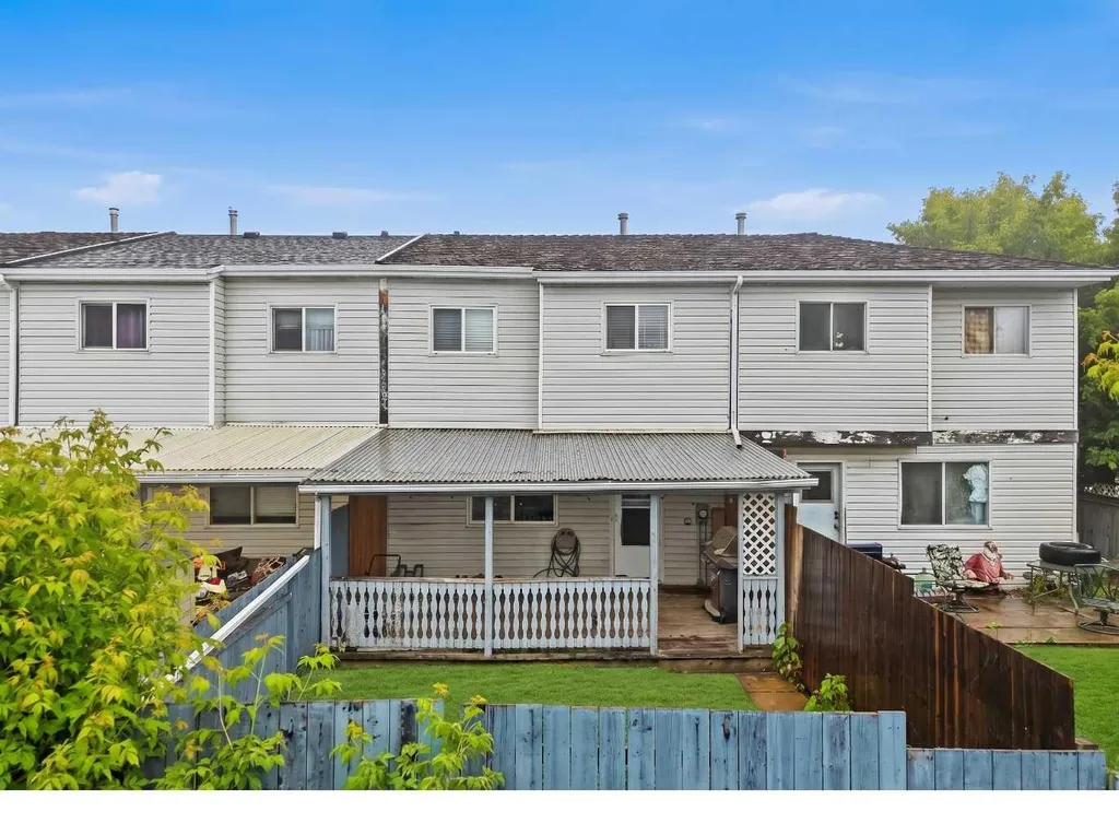 196 Northey Avenue Red Deer AB T4P 3J6