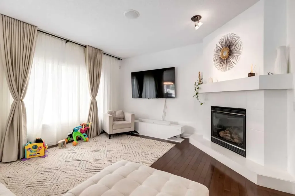 133 Copperleaf Bay SE Calgary AB T2Z 0J2