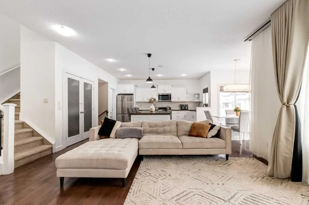 133 Copperleaf Bay SE Calgary AB T2Z 0J2
