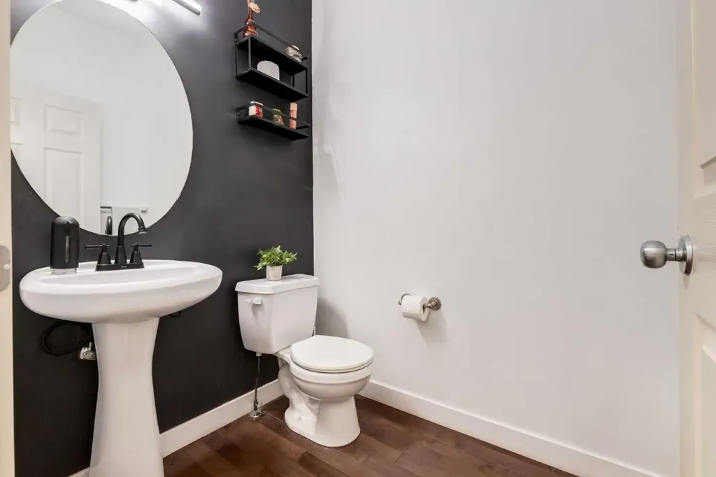 133 Copperleaf Bay SE Calgary AB T2Z 0J2