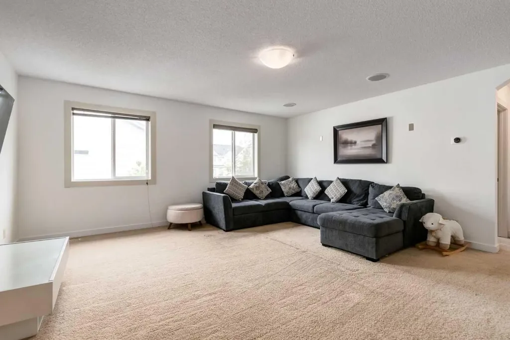 133 Copperleaf Bay SE Calgary AB T2Z 0J2