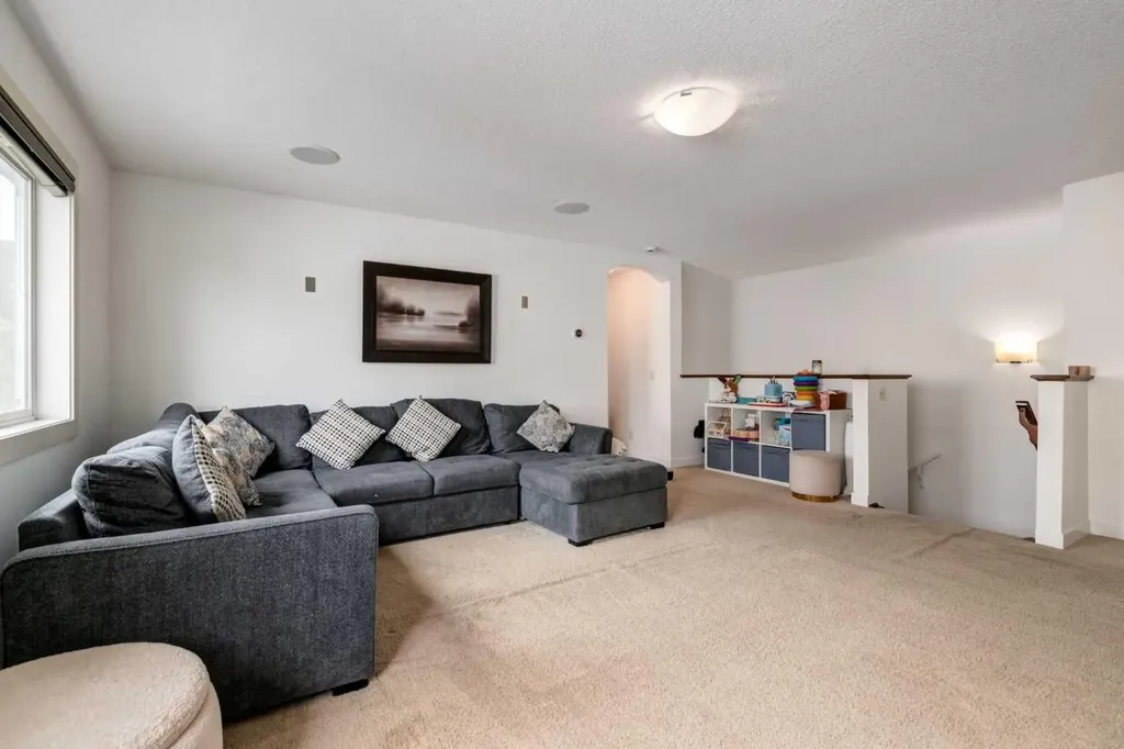 133 Copperleaf Bay SE Calgary AB T2Z 0J2