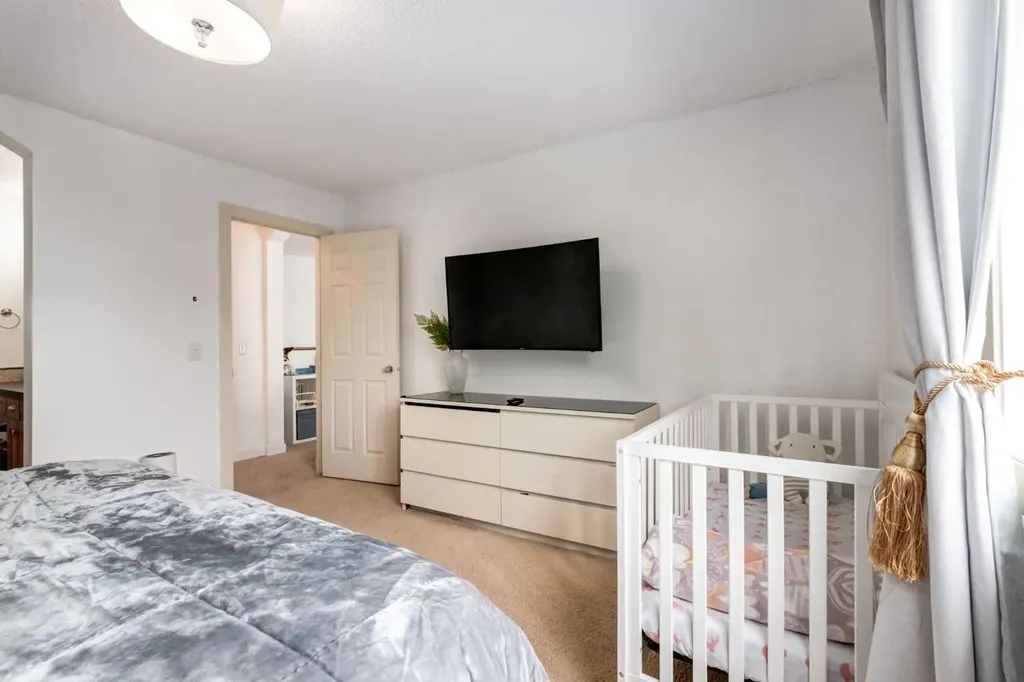 133 Copperleaf Bay SE Calgary AB T2Z 0J2