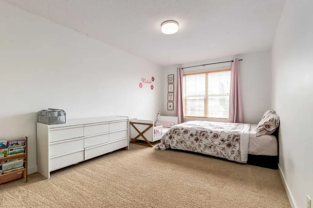 133 Copperleaf Bay SE Calgary AB T2Z 0J2