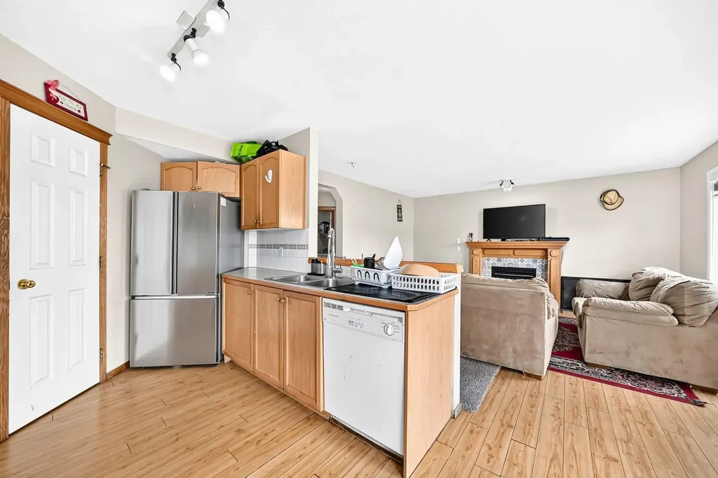 145 Martinvalley Crescent NE Calgary AB T3J 4L7