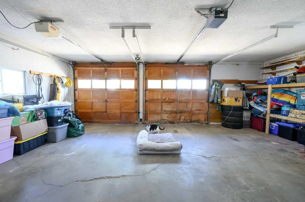 11219 92b Street Grande Prairie AB T8V3G8