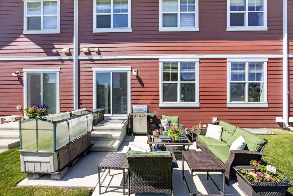 881 Sage Valley Boulevard NW Calgary AB T3R 0R3