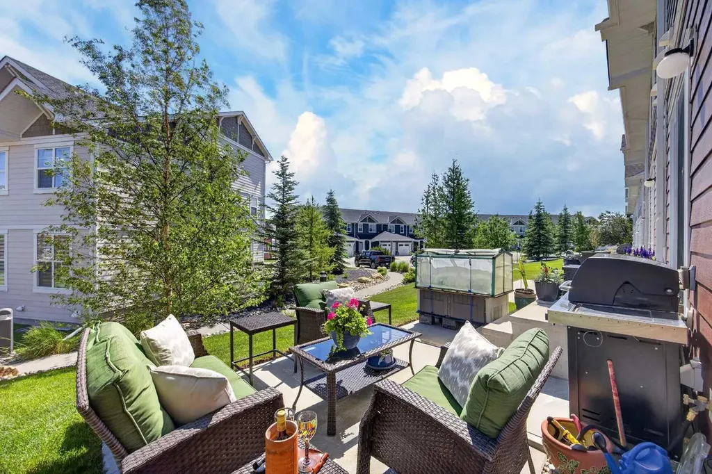 881 Sage Valley Boulevard NW Calgary AB T3R 0R3