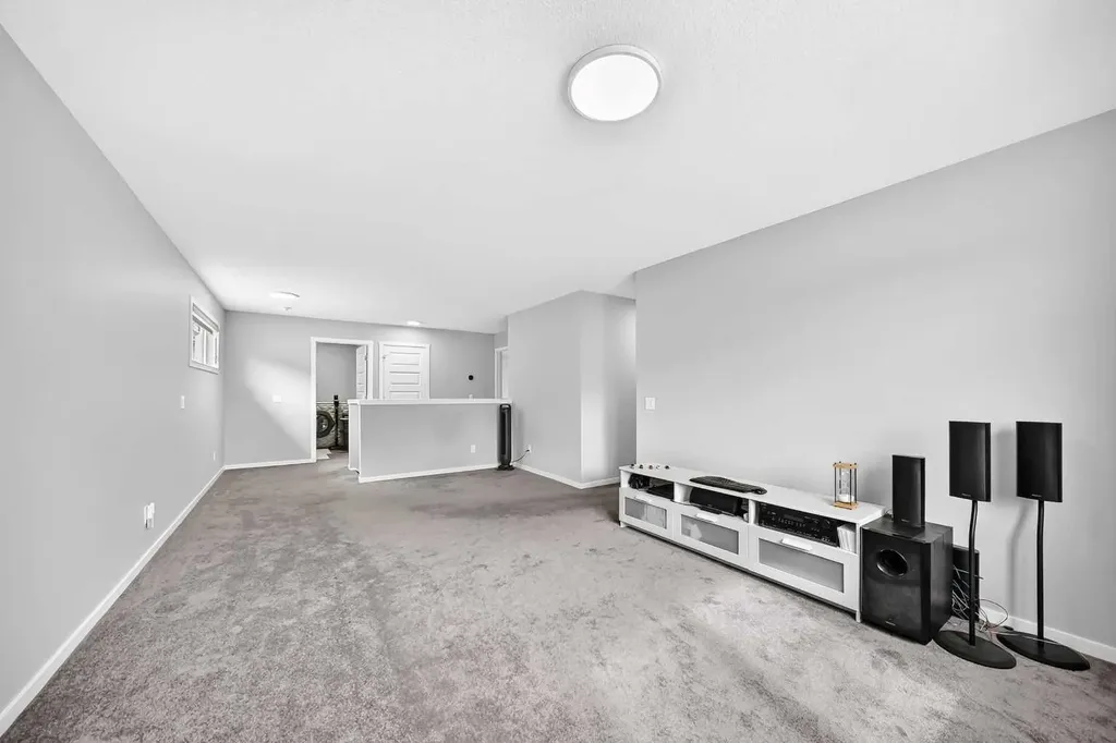 41 Cityline Heath NE Calgary AB T3N 2N5