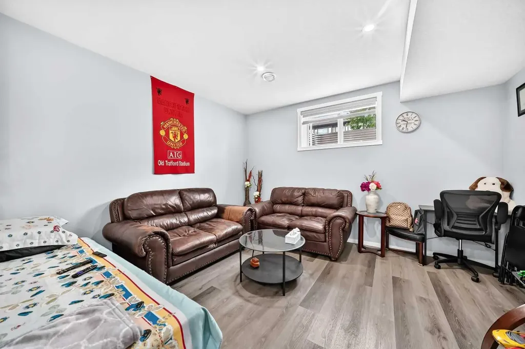 41 Cityline Heath NE Calgary AB T3N 2N5