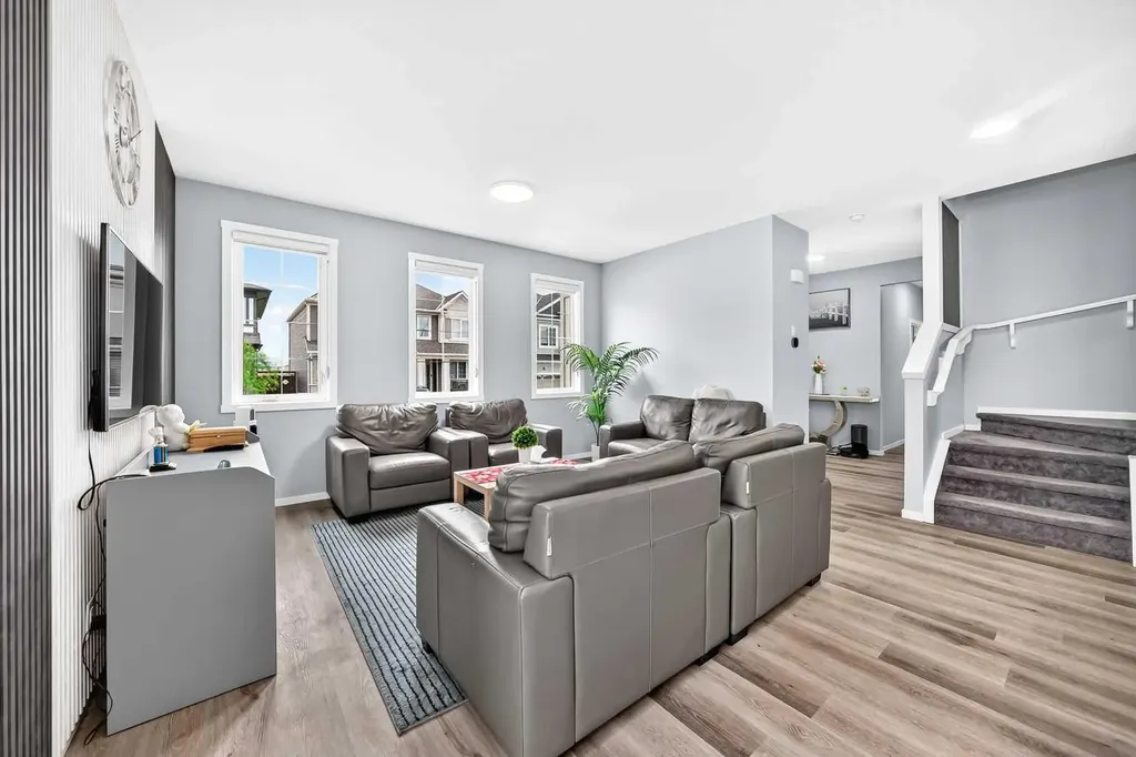 41 Cityline Heath NE Calgary AB T3N 2N5
