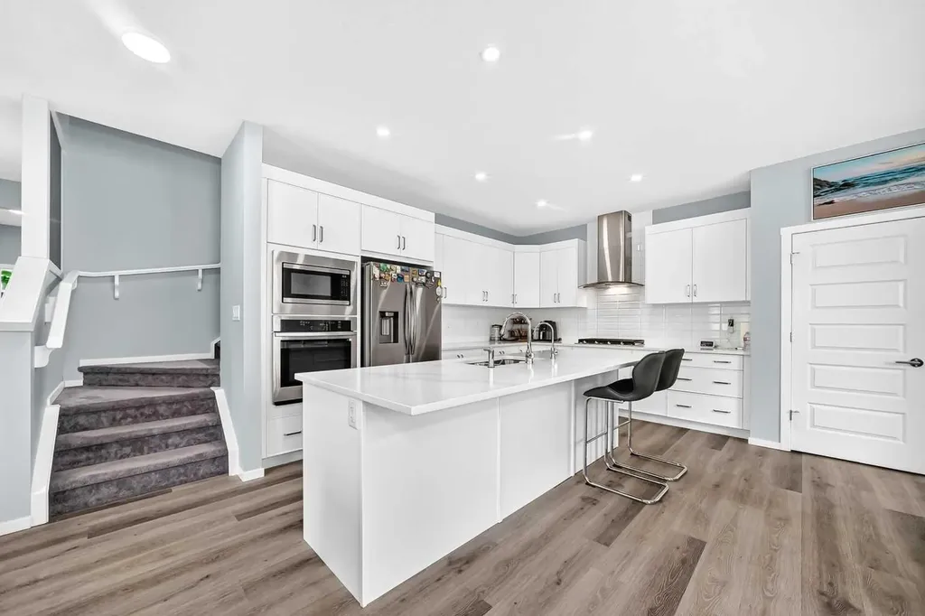 41 Cityline Heath NE Calgary AB T3N 2N5