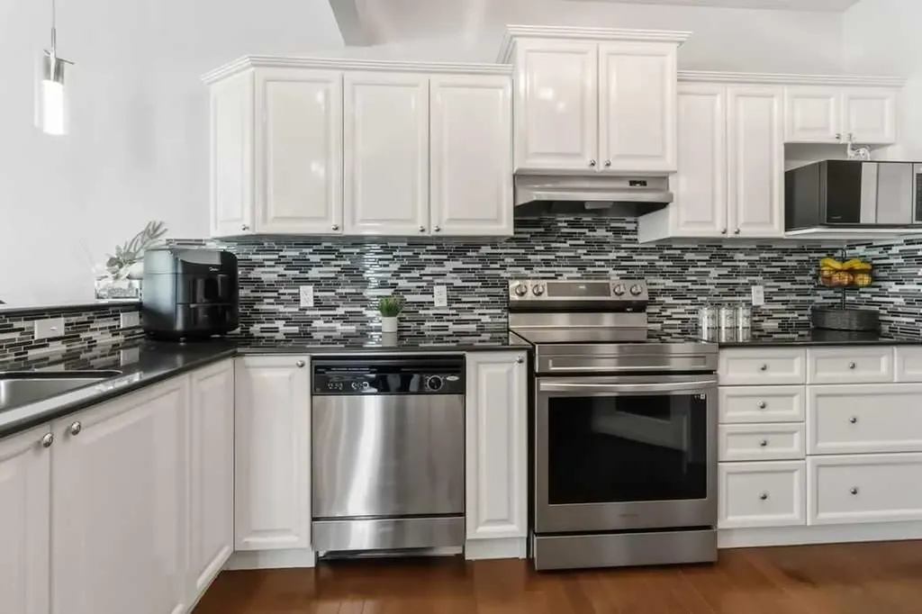 156 Silverado Range Close SW Calgary AB T2X 0C2