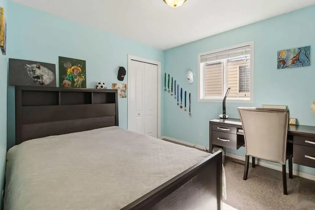 156 Silverado Range Close SW Calgary AB T2X 0C2