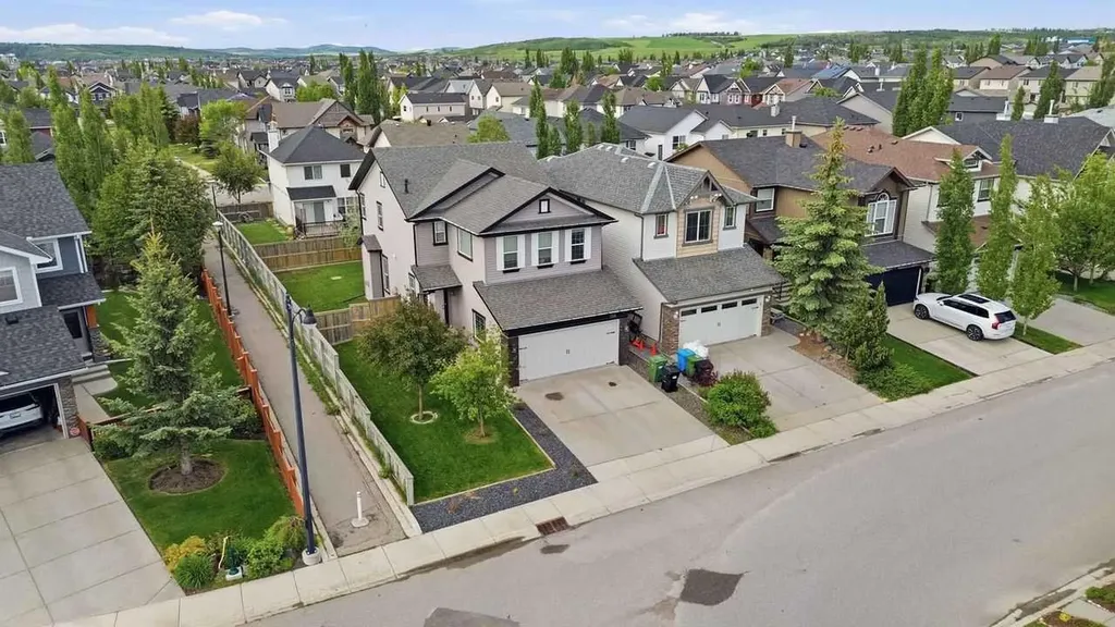 156 Silverado Range Close SW Calgary AB T2X 0C2