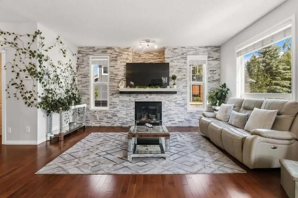 156 Silverado Range Close SW Calgary AB T2X 0C2