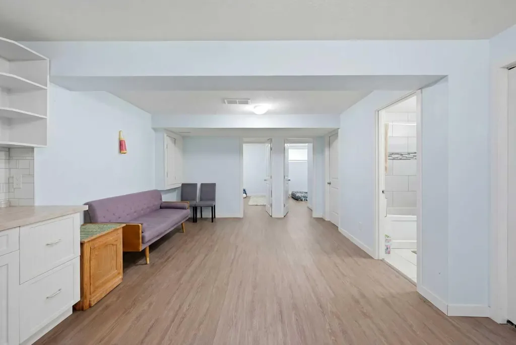 19 Skyview Point Road NE Calgary AB T3N0G9