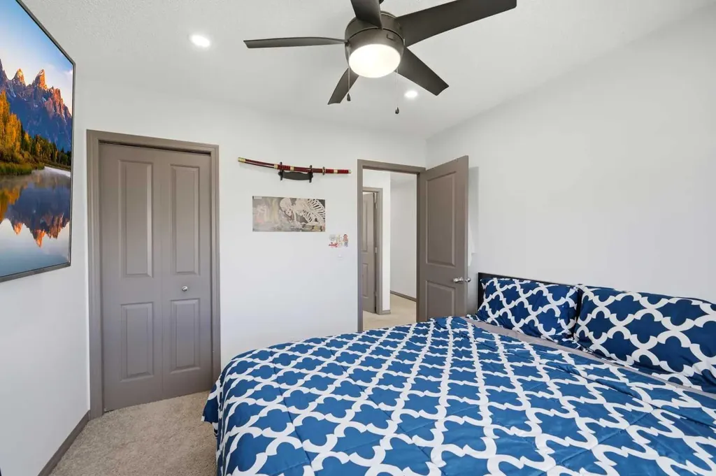 19 Skyview Point Road NE Calgary AB T3N0G9