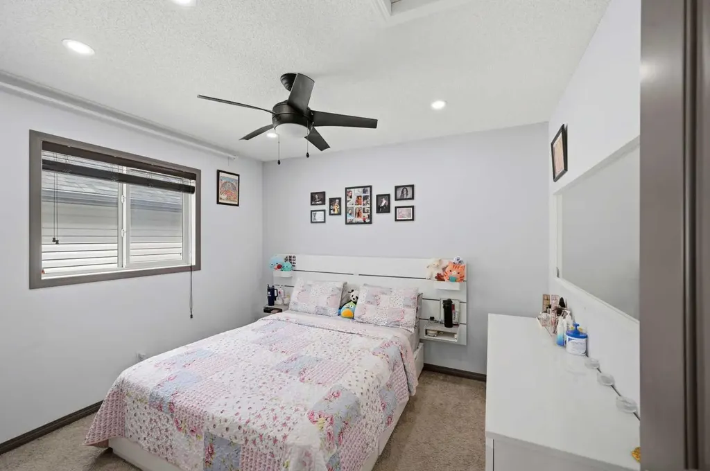 19 Skyview Point Road NE Calgary AB T3N0G9