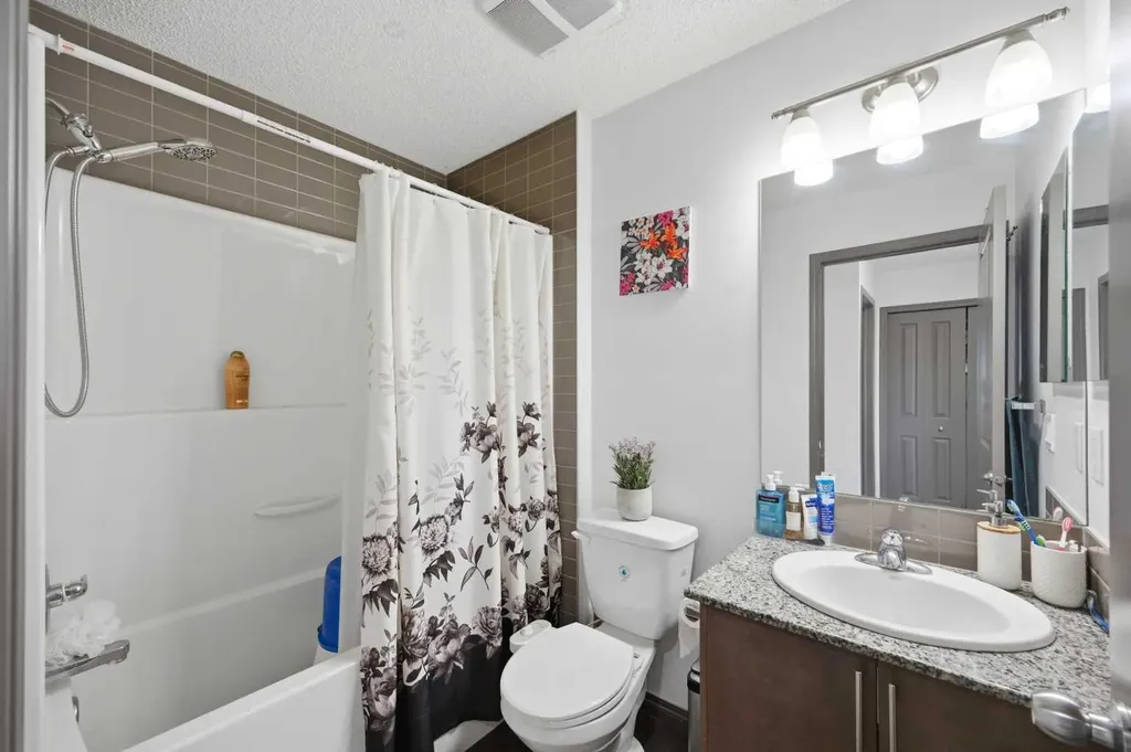 19 Skyview Point Road NE Calgary AB T3N0G9