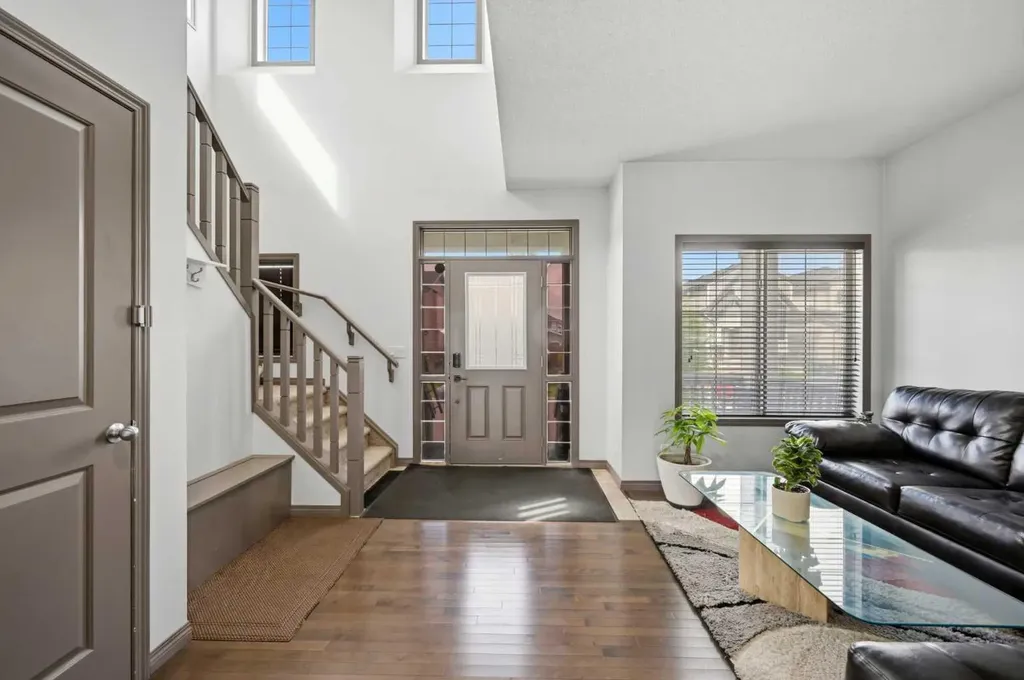 19 Skyview Point Road NE Calgary AB T3N0G9