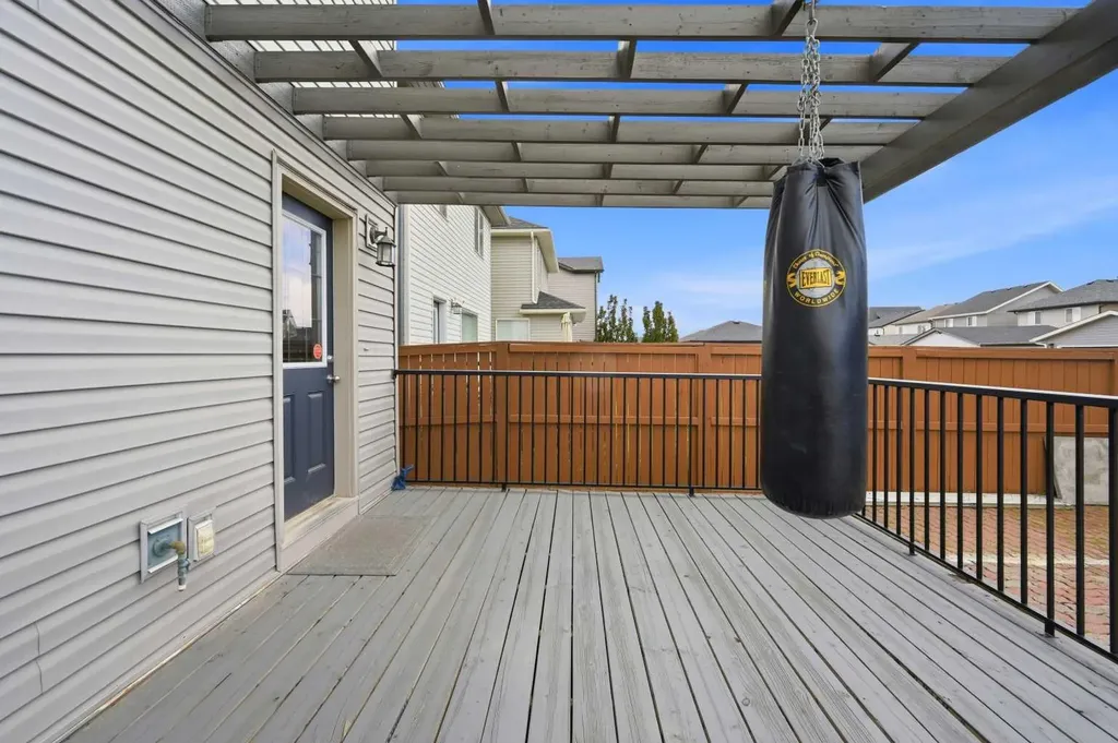 19 Skyview Point Road NE Calgary AB T3N0G9