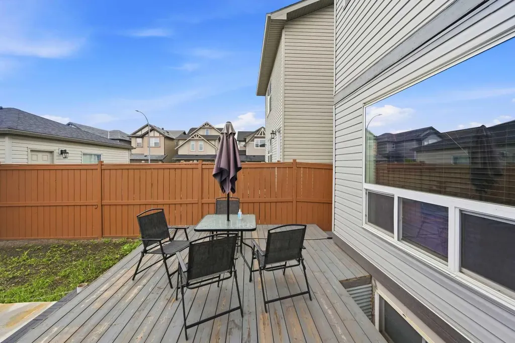 19 Skyview Point Road NE Calgary AB T3N0G9