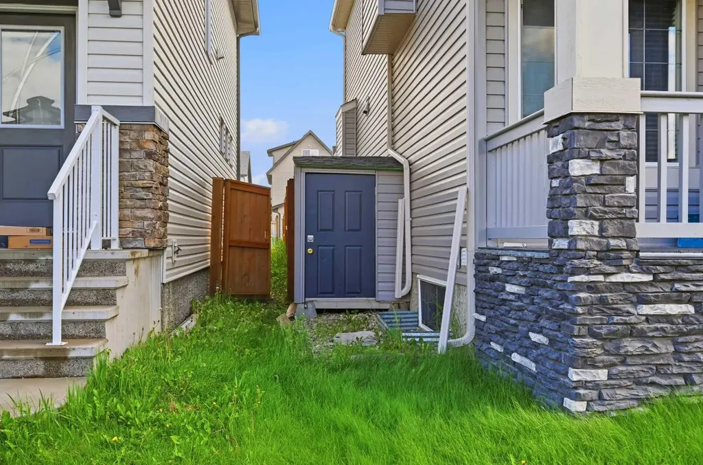 19 Skyview Point Road NE Calgary AB T3N0G9