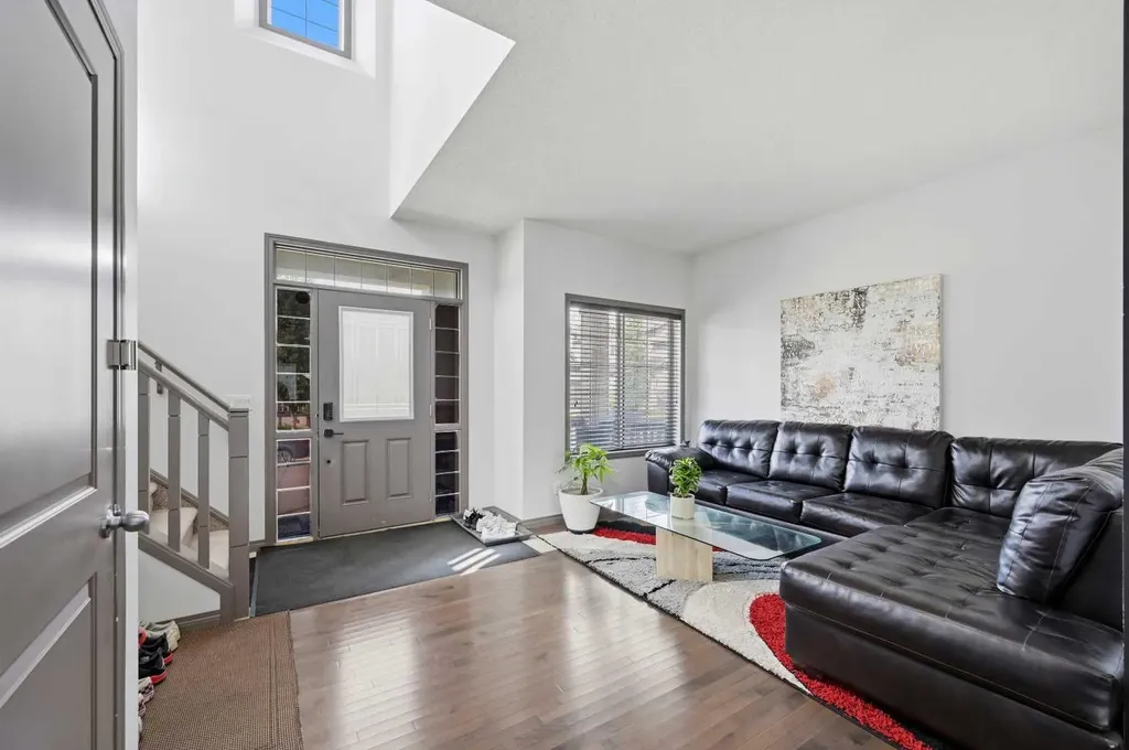 19 Skyview Point Road NE Calgary AB T3N0G9