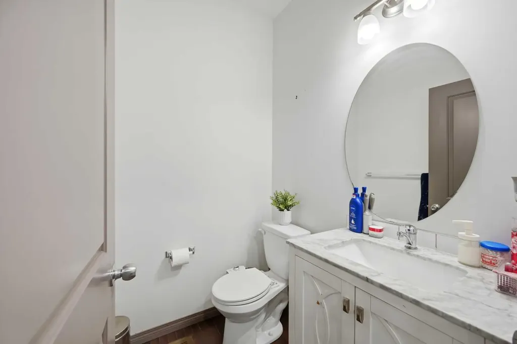 19 Skyview Point Road NE Calgary AB T3N0G9