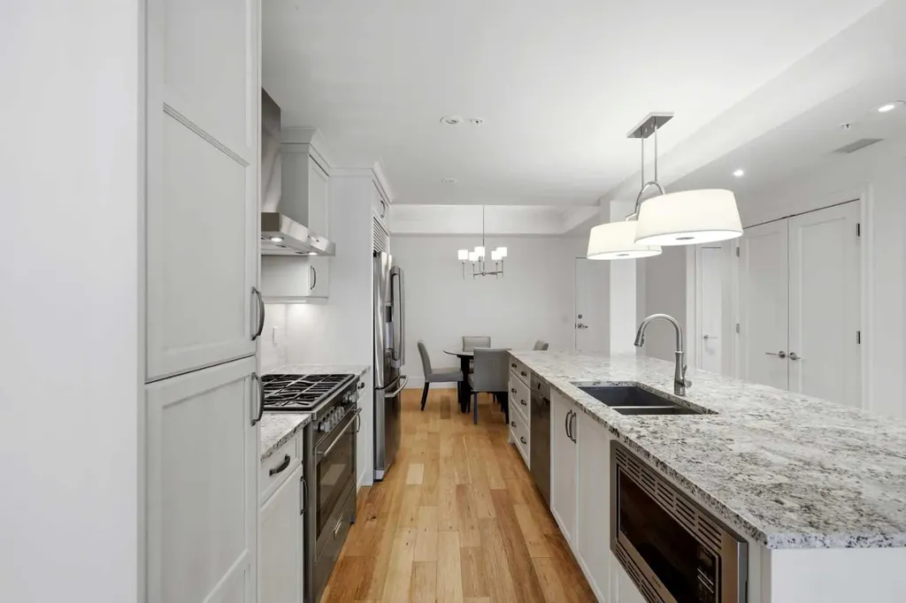 221 Quarry Way SE Calgary AB T2C5G4