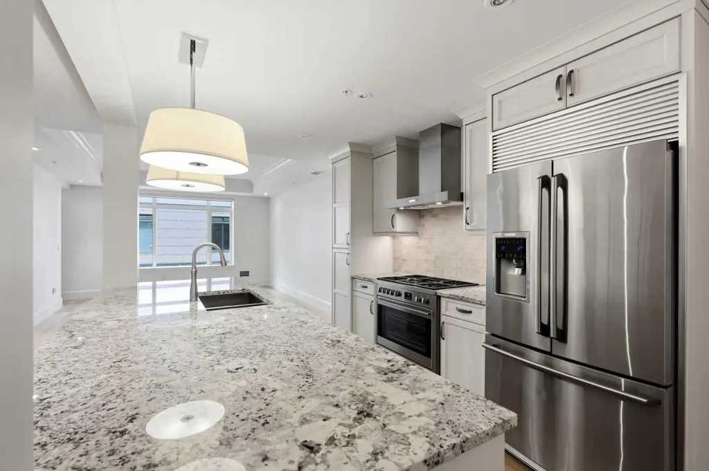 221 Quarry Way SE Calgary AB T2C5G4