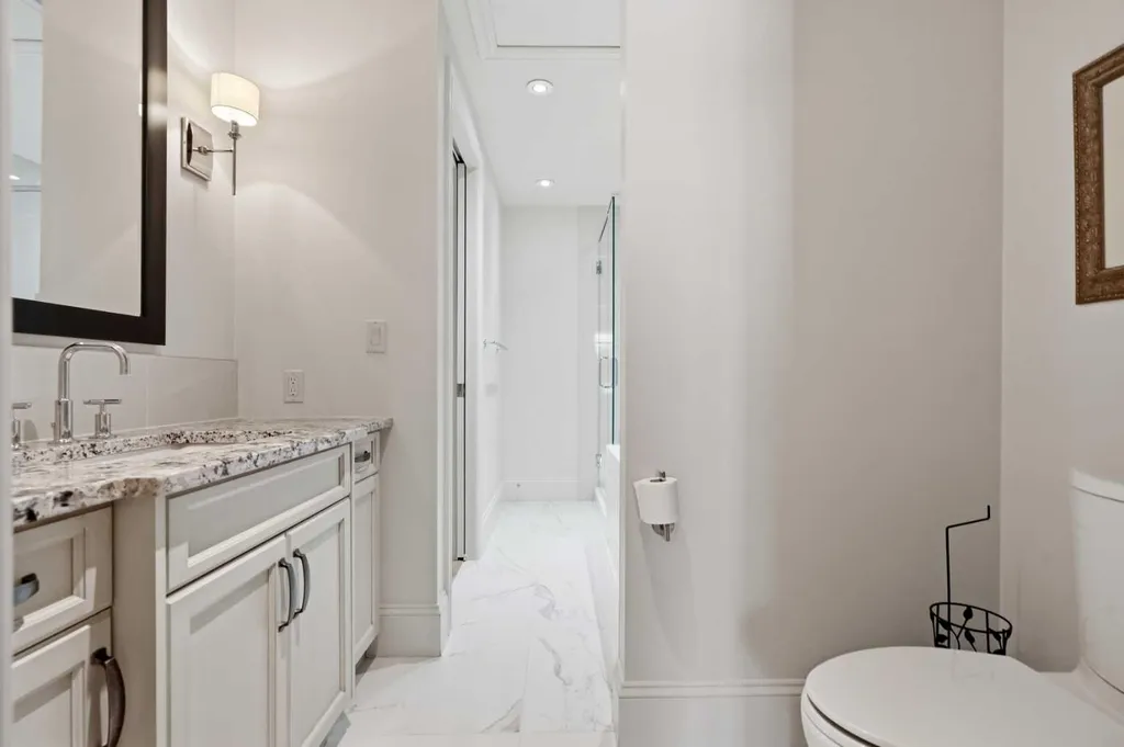 221 Quarry Way SE Calgary AB T2C5G4