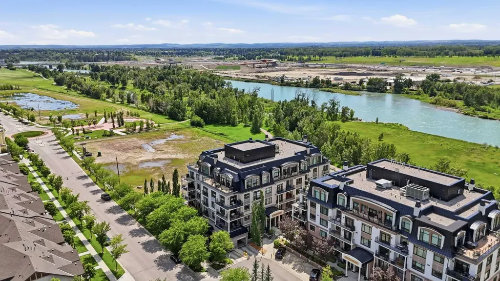 221 Quarry Way SE Calgary AB T2C5G4