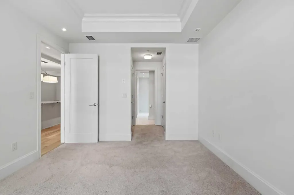 221 Quarry Way SE Calgary AB T2C5G4